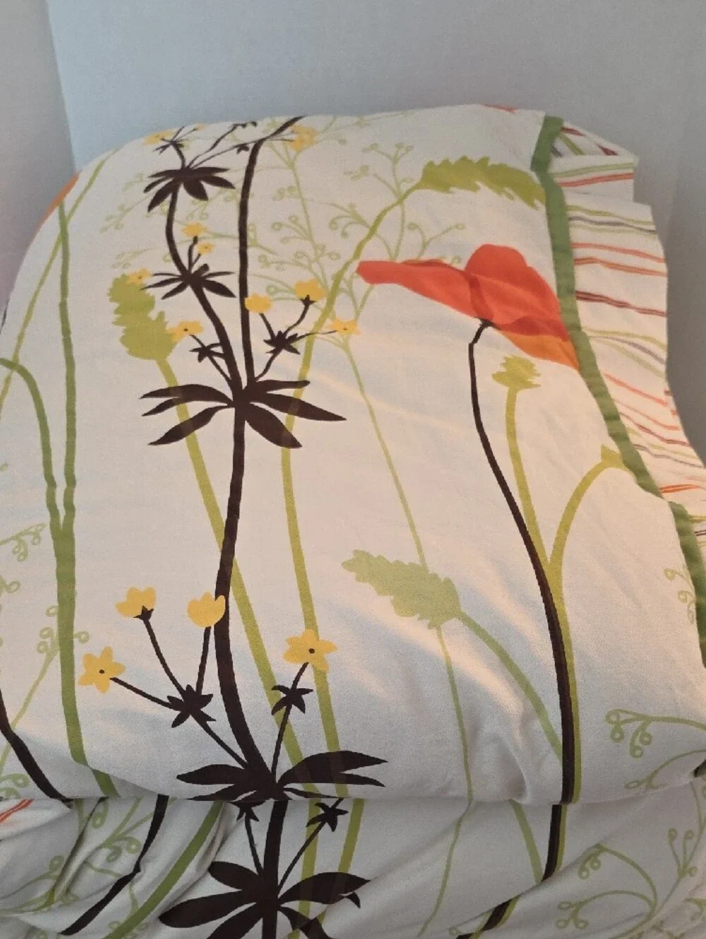 Botanical Modern Botanical Stems Poppy Revisable Stripes Twin Comforter